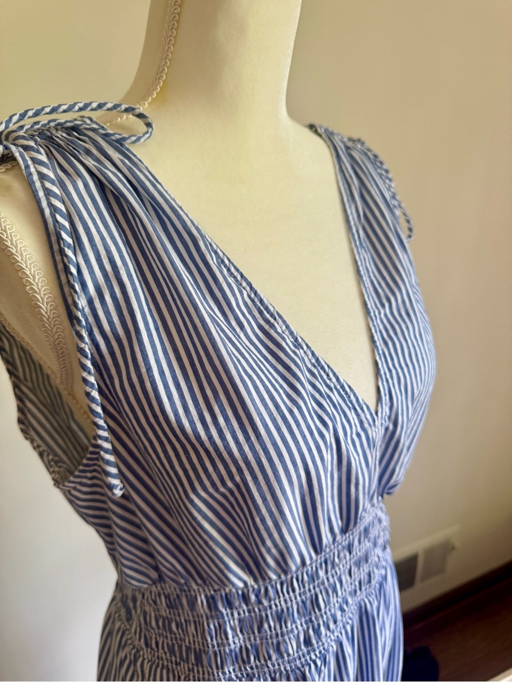 Old Navy Blue and White Striped Tie-Shoulder V-Neck Midi Dress - Picture 6 of 10